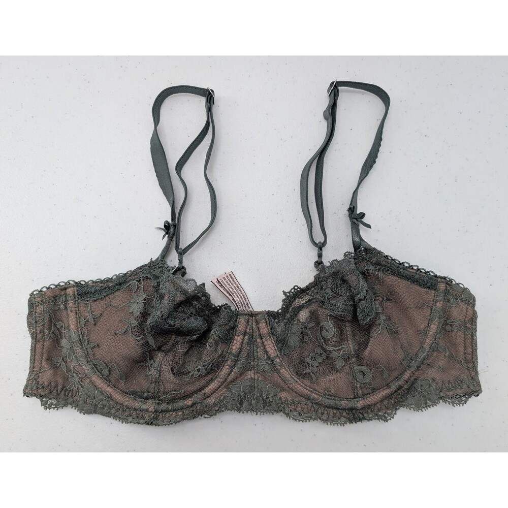 Victoria's Secret Bra 34B Green Lace Push Up Without Padding-READ